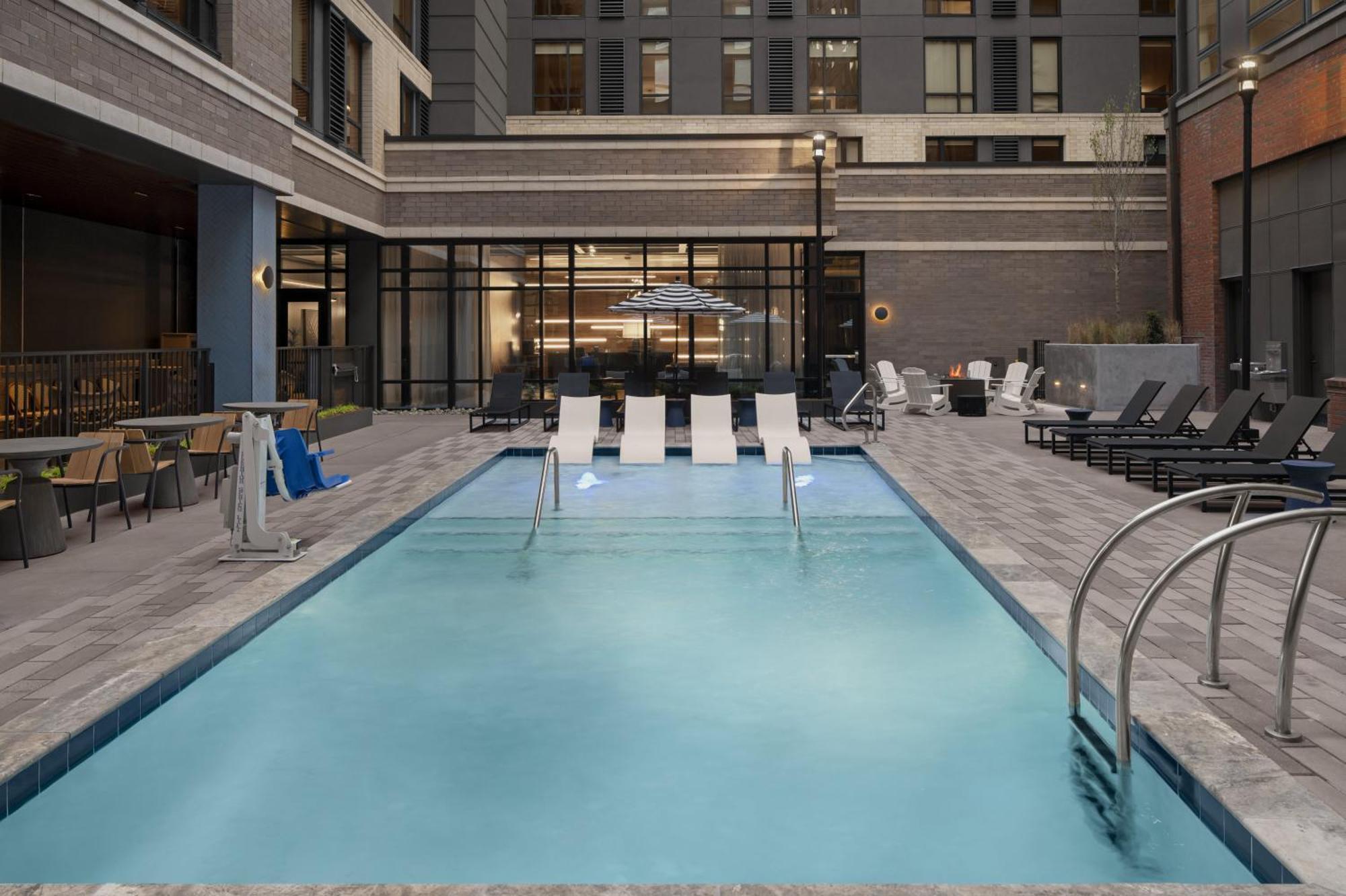 Hyatt House Raleigh Downtown/Seaboard Station Hotel Ngoại thất bức ảnh